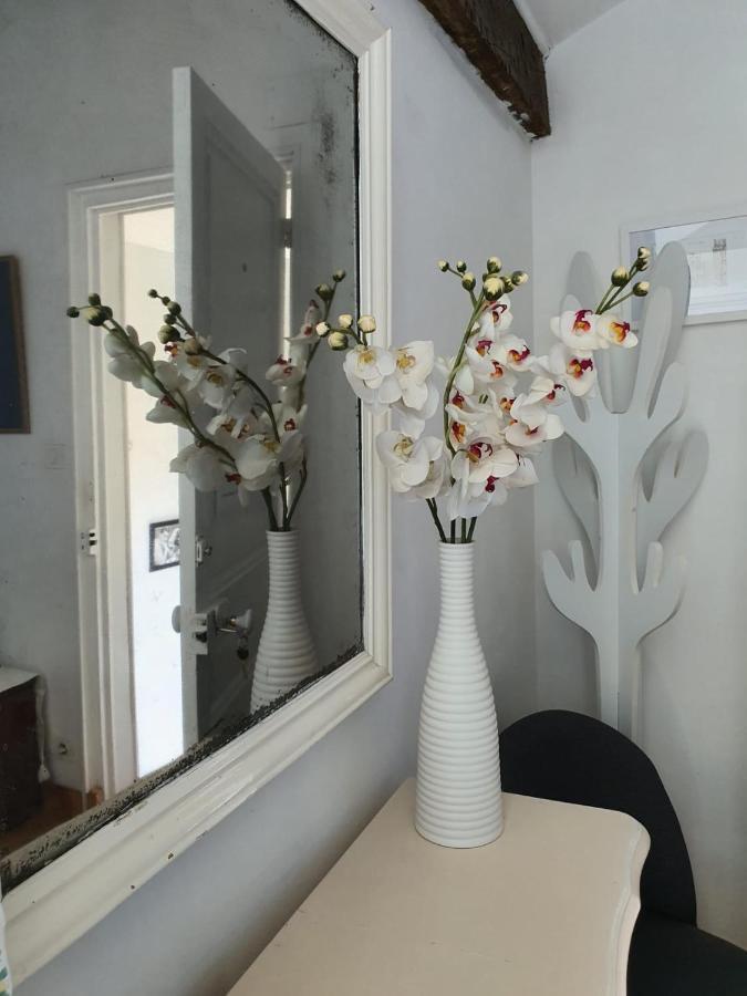 B&B Le Patio En Ville - Chambres D'Hotes Narbonne Exterior photo